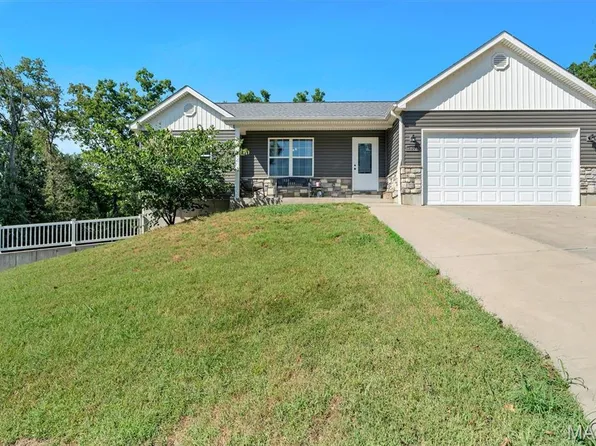 1077 S Shore Dr, Catawissa, MO 63015