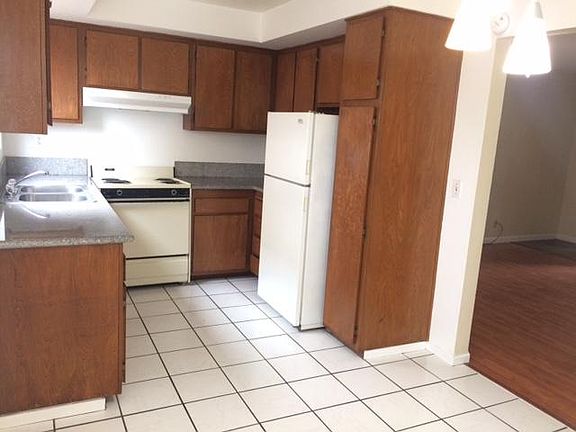4th image of 399 Ellwood Beach Dr APT 2