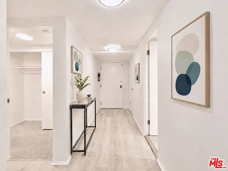 10590 Wilshire Blvd #704 — Photo 8