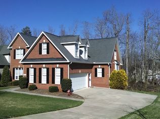 6502 Brookstone Dr, Whitsett, NC 27377
