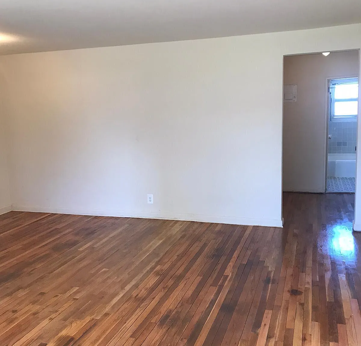 7110 Parsons Blvd — Photo 3