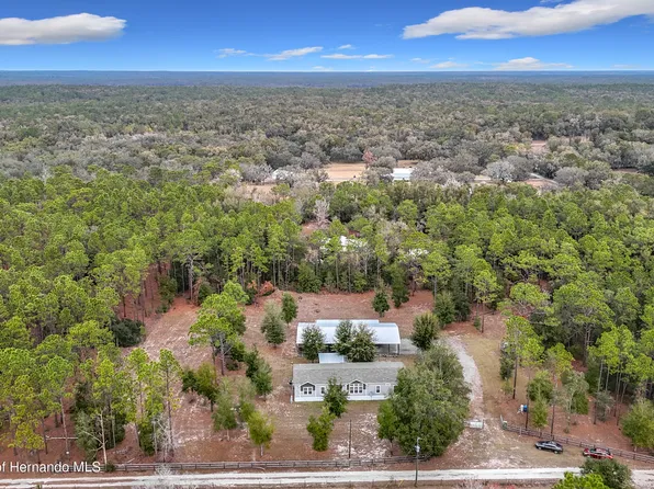 29508 Wildlife Ln, Brooksville, FL 34602