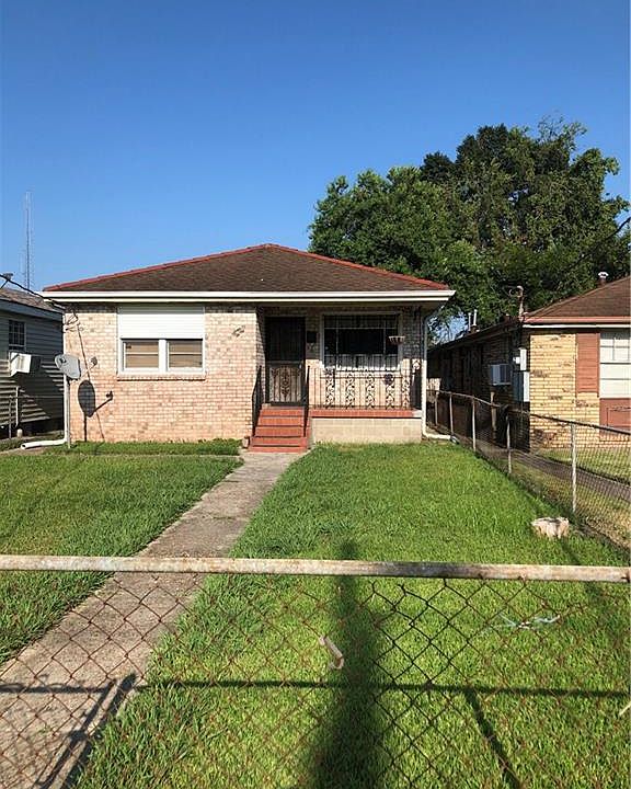 1st image of 430 Whitney Ave