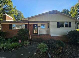 934 Carter St, Eden, NC 27288