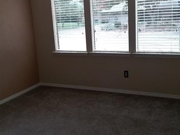 5th image of 2503 Avonhill Dr
