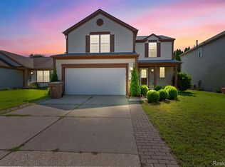1622 Prairie Dr, Pontiac, MI