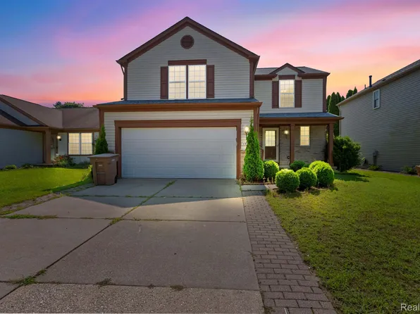 1622 Prairie Dr, Pontiac, MI 48340