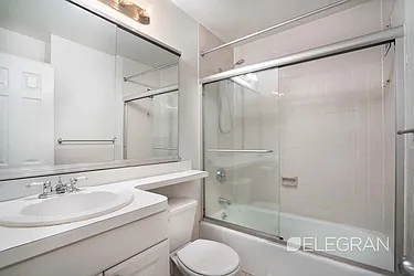 Rented by (Legacy) Elegran