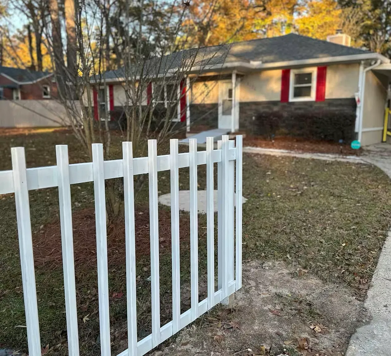 5126 Boyd Dr — Photo 2