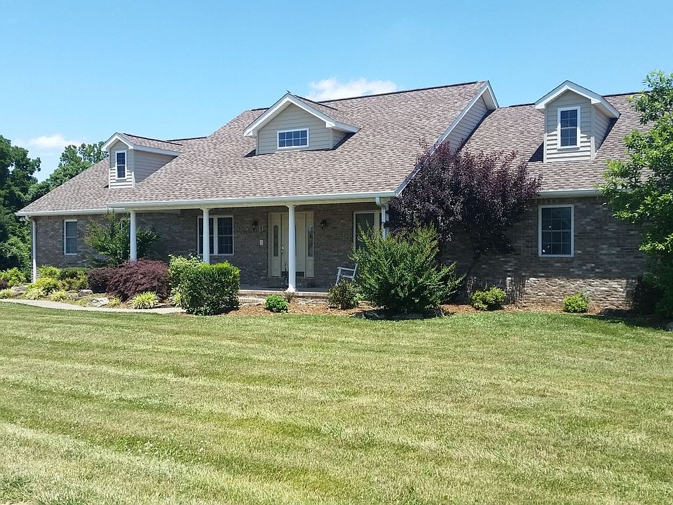 1st image of 428 N Hyde Park Dr