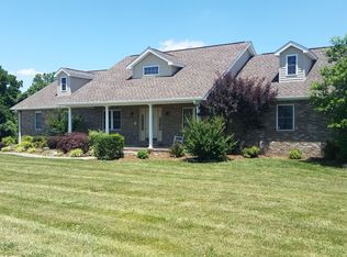 428 N Hyde Park Dr, Vincennes, IN 47591