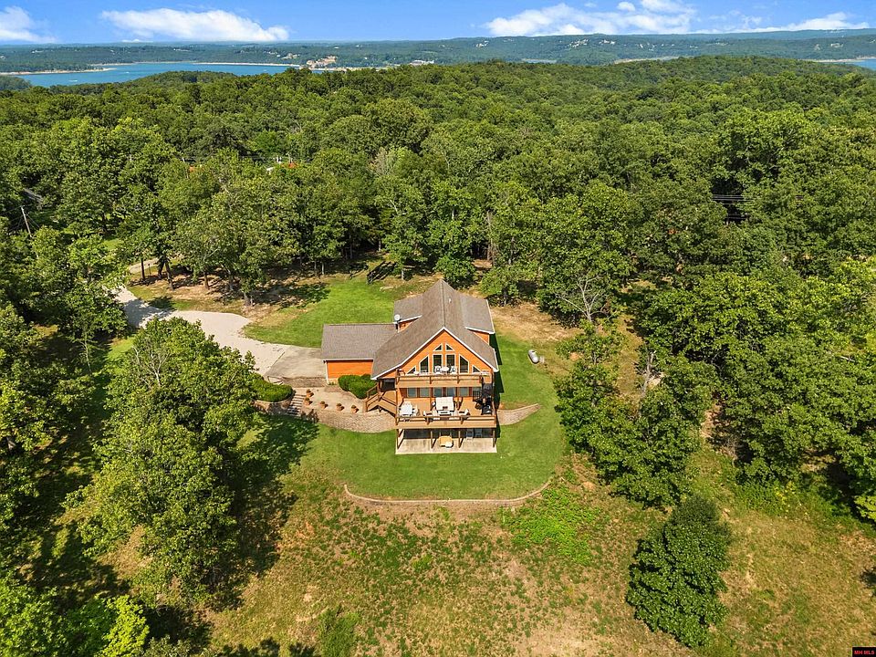 1st image of 34 Buena Vista Dr