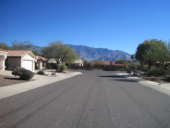 2nd image of 1028 E Coachwood Dr