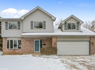 434 S 3rd Ave, Lombard, IL 60148