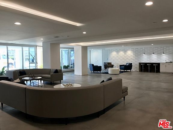 5th image of 525 E Seaside Way Unit 1507