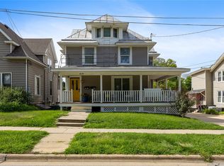 619 E Burlington St, Iowa City, IA 52240