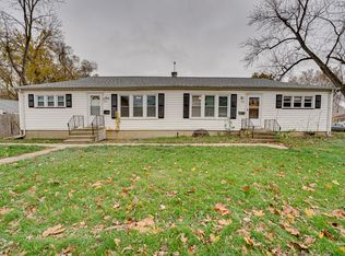 541 Ashland Ave, Aurora, IL 60505