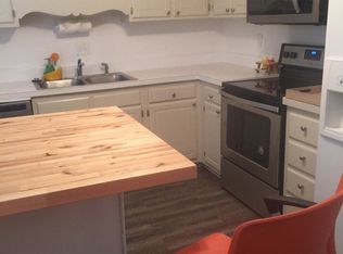 8320 Knights Bridge Rd, Charlotte, NC 28210