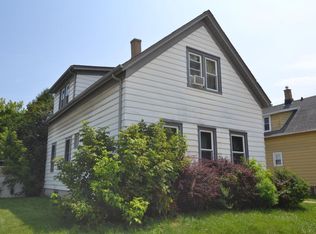 1921 Saint Clair St, Racine, WI 53402