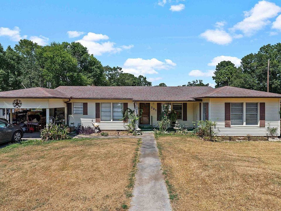 1st image of 221 Cassity St