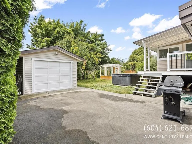 10245 Wedgewood Dr #UPPER — Photo 22