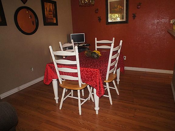 3rd image of 13922 Country Manor Dr
