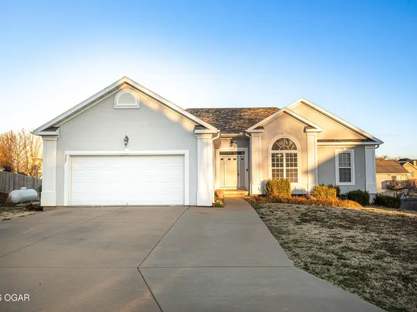 307 Ashmore St, Carl Junction, MO 64834