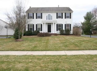 2157 Castlebrook Dr, Powell, OH