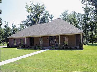 104 Suzie Blue Ct, Brandon, MS 39042