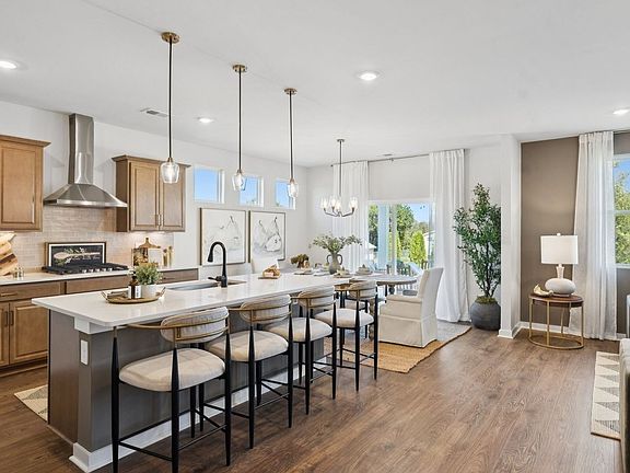 4th image of 340 Harvest Point Blvd
