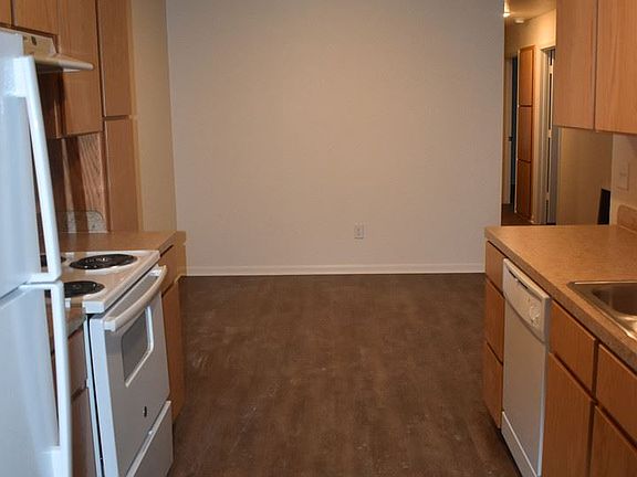 4th image of 1202 Leah Dr Unit A