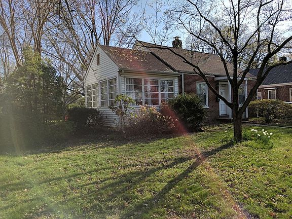 2nd image of 245 E Park Pl
