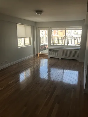 Rented by Stonehenge NYC LLC | media 3