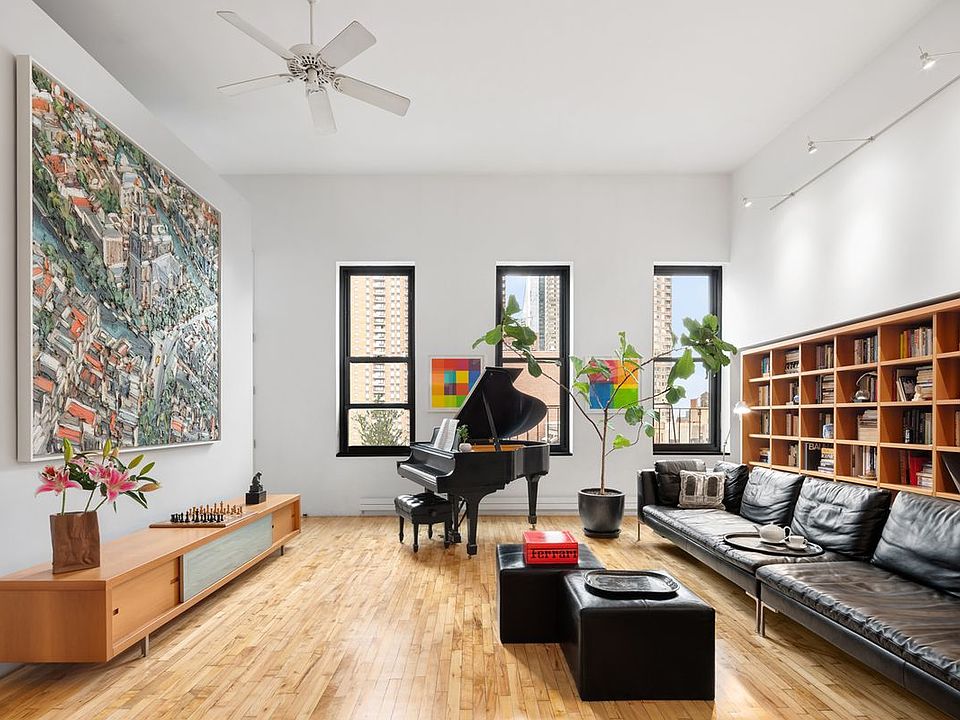 1st image of 454 W 46th St #6AS