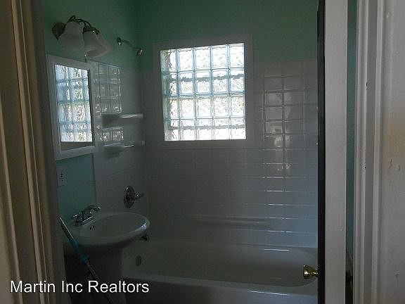 4th image of 316 Elaine Dr