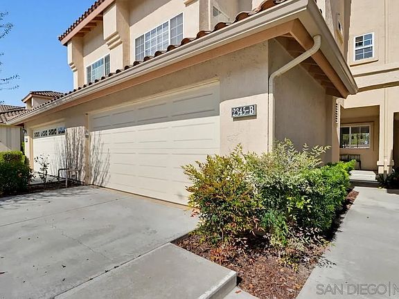 2nd image of 2345 Greenbriar Dr Unit B