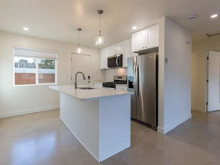 1423 N Venice Ave #K — Photo 7