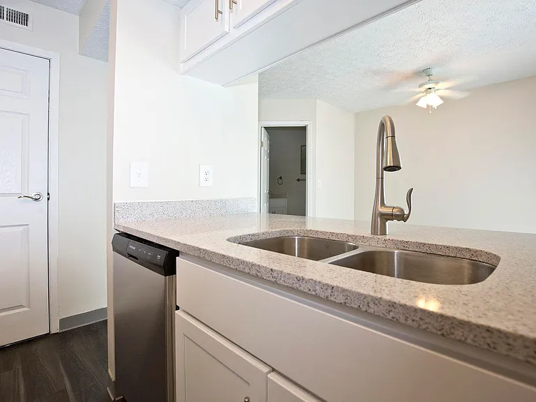 Park Club Townhomes — Photo 46