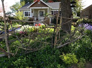 11052 19th Ave SW, Seattle, WA 98146