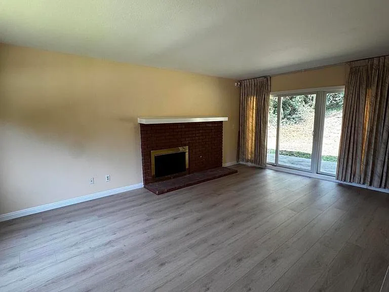 446 Camino Verde — Photo 4