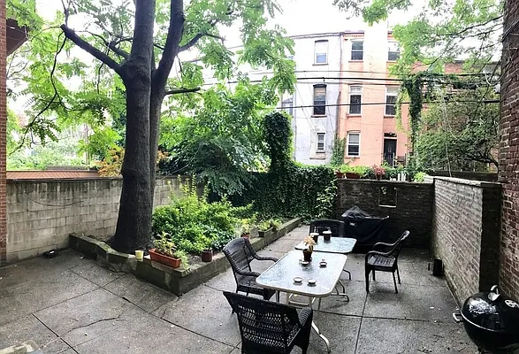 Rented by Zjama Realty Corp | media 20