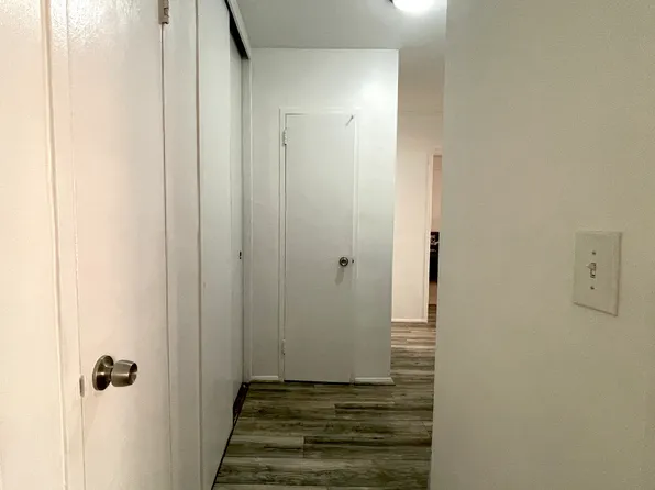 2940 West 5th Street image 5 of 28