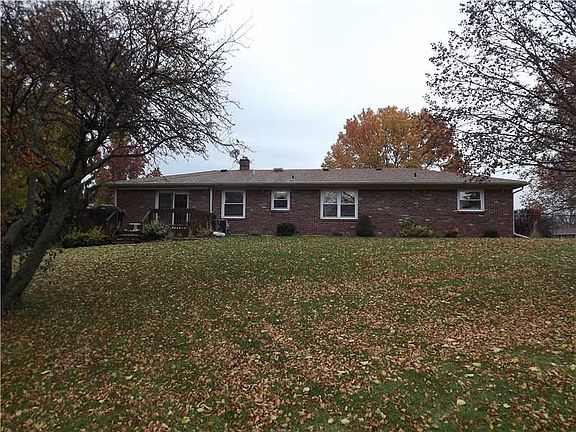2nd image of 2206 Graham Dr S