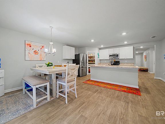 5th image of 7487 Brompton Dr