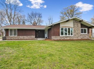 5113 W Radcliffe Dr, Brown Deer, WI 53223