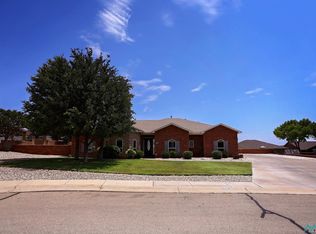 1910 Sentry Cir, Carlsbad, NM 88220