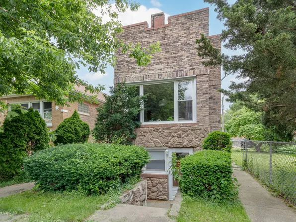 2725 N McVicker Ave, Chicago, IL 60639