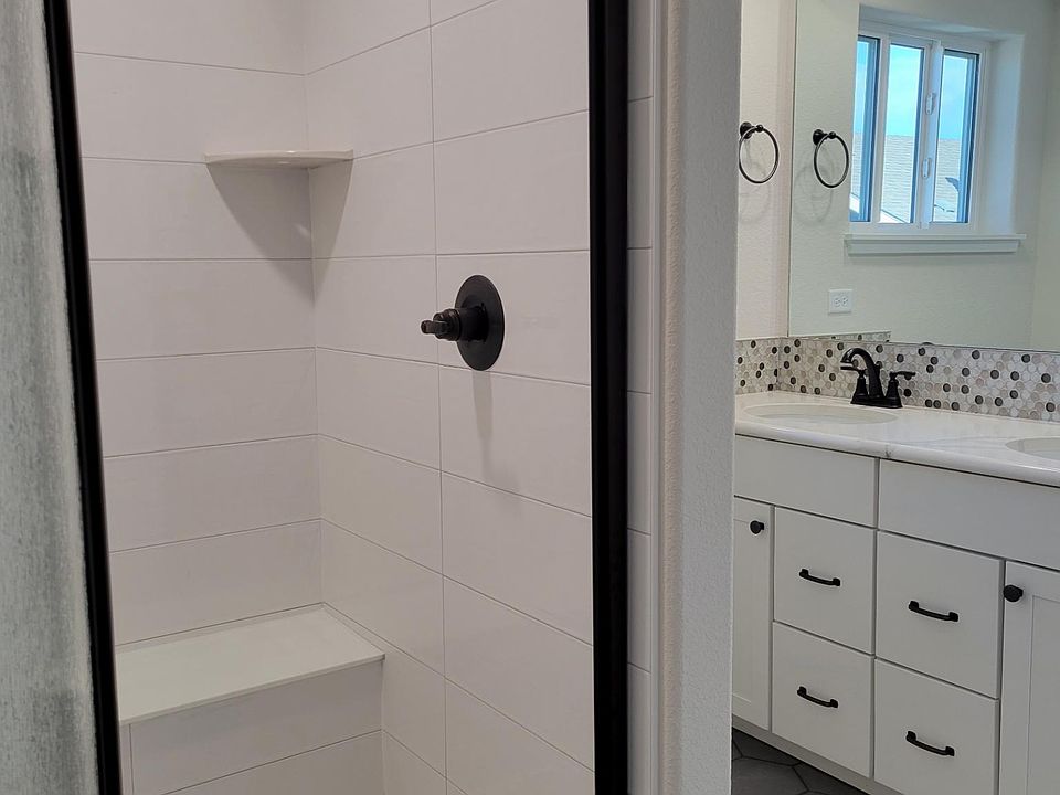 Master shower