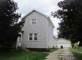 713 24th St, Bay City, MI 48708