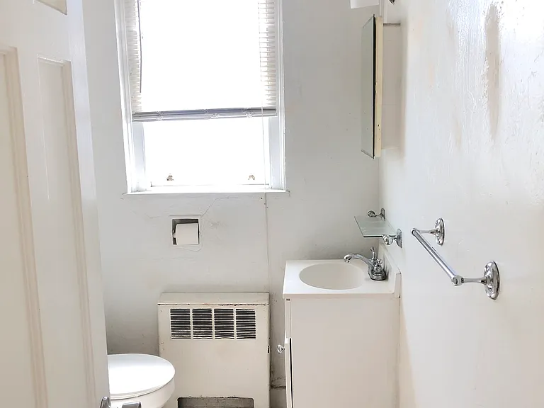 736 N Ter #E — Photo 5